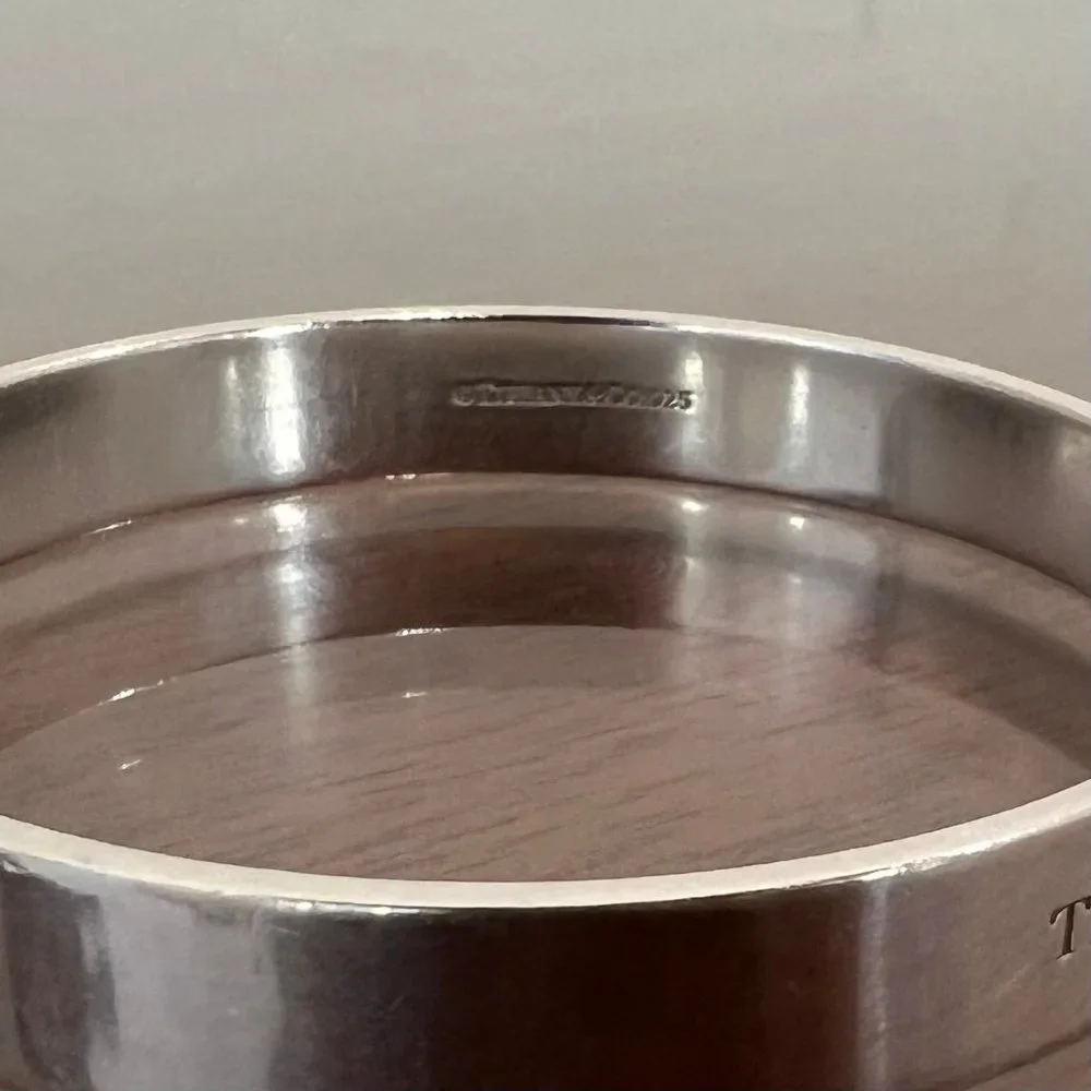 Tiffany & Co. Diamond Keyhole Bangle Bracelet Silver - Picture 6 of 7